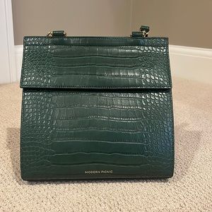 Modern picnic lunch purse green print